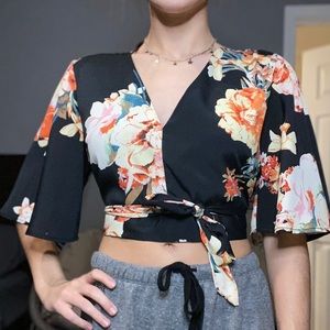 Front Tie Floral Crop Top ☆ NWOT